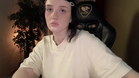 Ellie online show from 4, 10, 2025