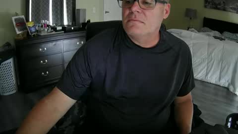 Snapshot of elierpons73 chatting on 21, 5, 2026 elierpons73 online show from 21, 5, 2026