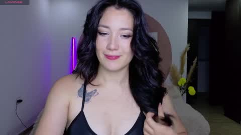 eliiih_ online show from 13, 4, 2026