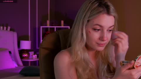 Elina online show from 18, 1, 2025