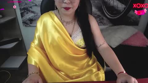 Elina  online show from 11, 2, 2026