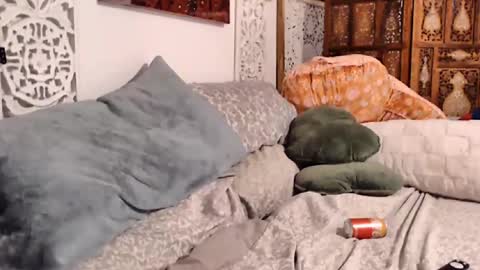 Elinah online show from 4, 11, 2025