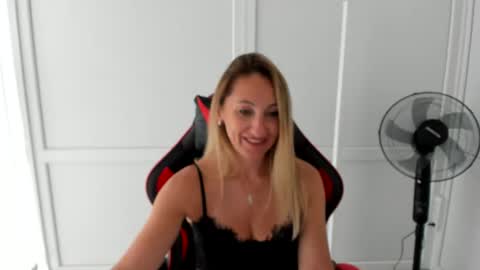 Milena online show from 25, 6, 2026