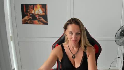 Milena online show from 24, 7, 2026