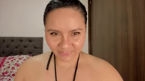      online show from 1, 10, 2025