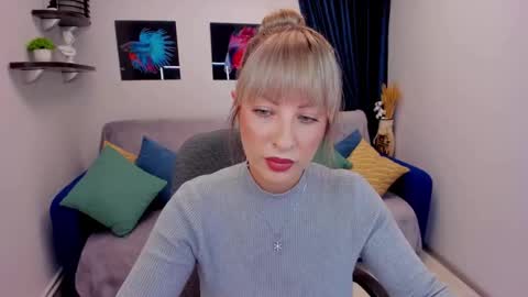 Snapshot of elisabethmills chatting on 19, 1, 2025 Elisabeth online show from 19, 1, 2025