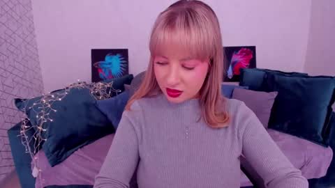 Snapshot of elisabethmills chatting on 1, 3, 2025 Elisabeth online show from 1, 3, 2025