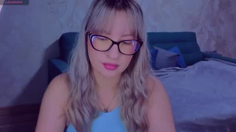 Snapshot of elisabethmills chatting on 29, 10, 2025 Elisabeth online show from 29, 10, 2025