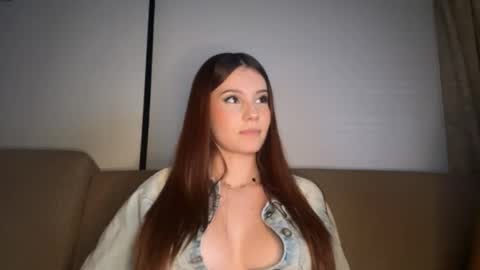 Snapshot of elisabethwillian chatting on 18, 9, 2025 Elisabet william online show from 18, 9, 2025