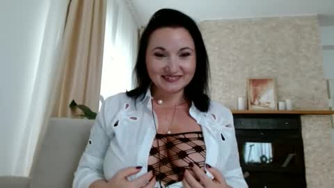 elise_bliss69 online show from 25, 9, 2025