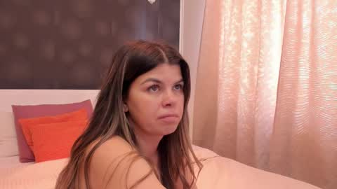 Elly online show from 3, 3, 2026