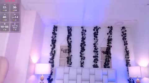 Snapshot of elisevalmont chatting on 20, 6, 2026 ELISE online show from 20, 6, 2026