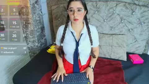 elisvega online show from 6, 2, 2026