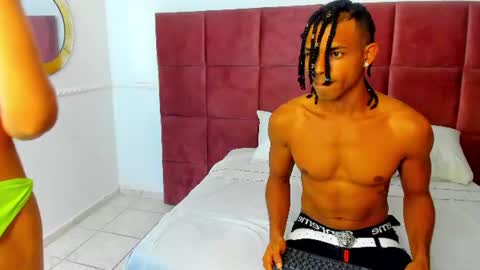 Valentino Konny y Jhon online show from 24, 6, 2026