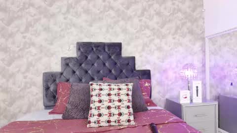 Elizabeth online show from 20, 12, 2025