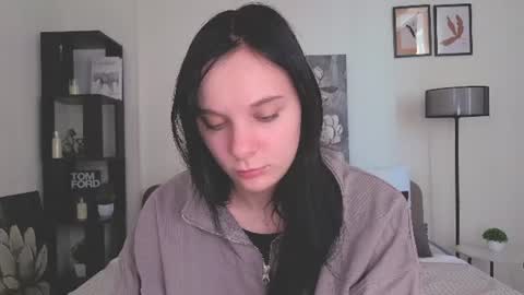 Elizabeth online show from 12, 7, 2026