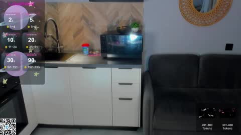 Snapshot of elizabethh_brown chatting on 24, 2, 2026 elizabethh_brown online show from 24, 2, 2026