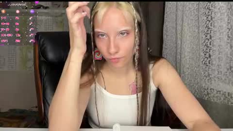 elizabethh_brown online show from 6, 7, 2026