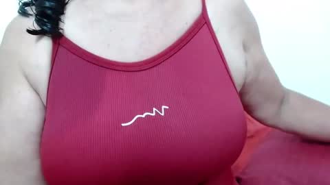 ElizabethMiler online show from 24, 4, 2026