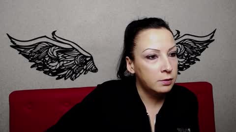 ElizabethSho online show from 4, 12, 2024