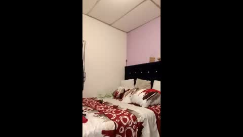 Elizabeth online show from 25, 4, 2026