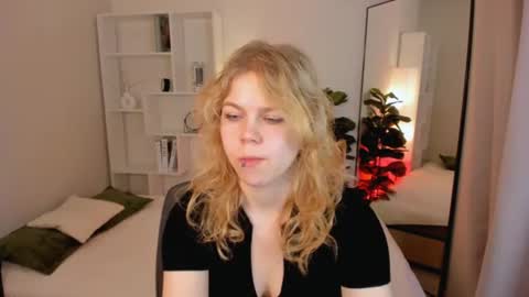 Elizabeth online show from 25, 6, 2026