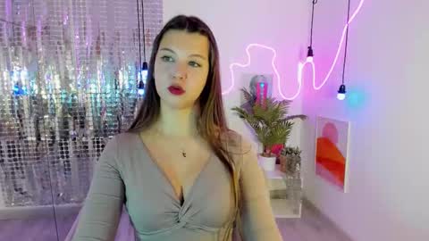 Eliza online show from 2, 10, 2025