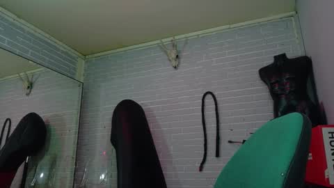 Snapshot of elizatex chatting on 15, 1, 2026 online show from 15, 1, 2026