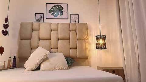 Snapshot of elizawiliamst chatting on 23, 9, 2025 Eliza online show from 23, 9, 2025