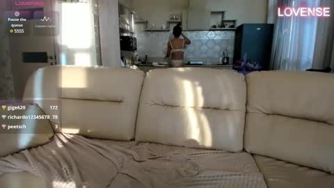 Eliz                               online show from 31, 1, 2025