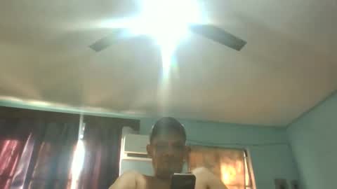 Snapshot of eljim323323 chatting on 9, 11, 2025 eljim323323 online show from 9, 11, 2025