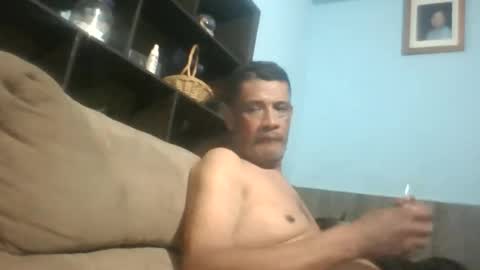 Snapshot of eljim323323 chatting on 1, 4, 2026 eljim323323 online show from 1, 4, 2026