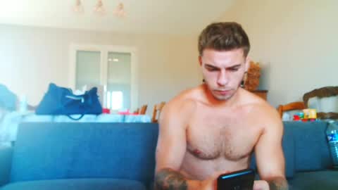 Snapshot of elkafit28 chatting on 10, 7, 2026 elkafit28 online show from 10, 7, 2026