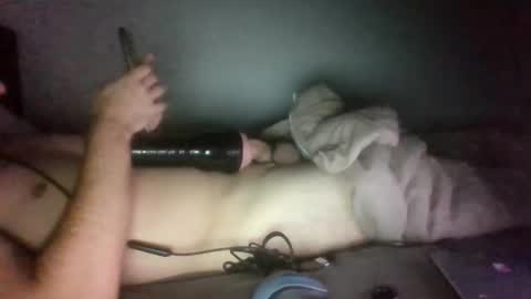 Snapshot of elky86 chatting on 25, 11, 2025 elky86 online show from 25, 11, 2025