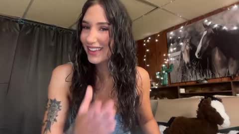 Ella online show from 14, 5, 2026