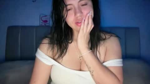 Snapshot of ella_aq chatting on 2, 12, 2025 Ella online show from 2, 12, 2025