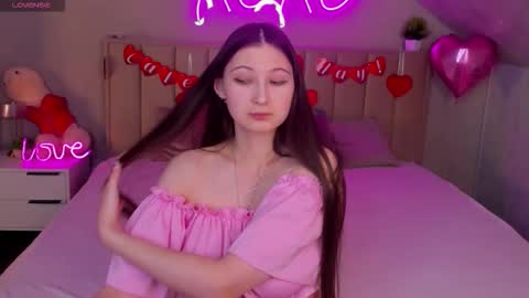 Snapshot of ella_burns chatting on 22, 2, 2026 Ella online show from 22, 2, 2026