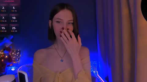 ellaamber online show from 9, 3, 2025