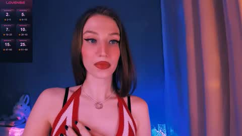 ellaamber online show from 14, 12, 2025