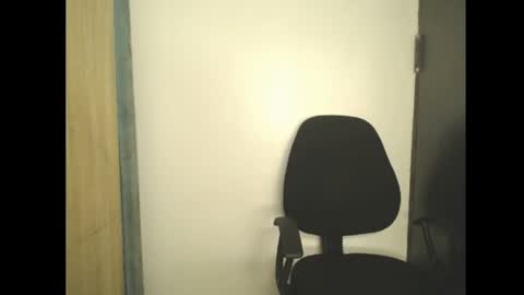 Snapshot of ellababy8 chatting on 12, 5, 2026 ella online show from 12, 5, 2026
