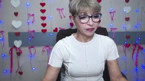 EllaBonito online show from 30, 1, 2025