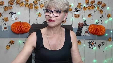 EllaBonito online show from 18, 11, 2025