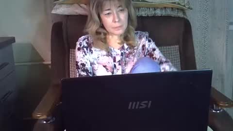 ellajohnsonx online show from 23, 11, 2025