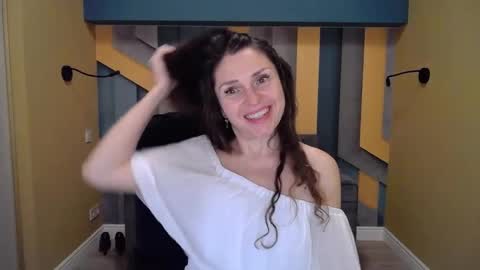 EllaLongs online show from 21, 12, 2024