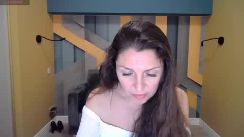 EllaLongs online show from 28, 12, 2024