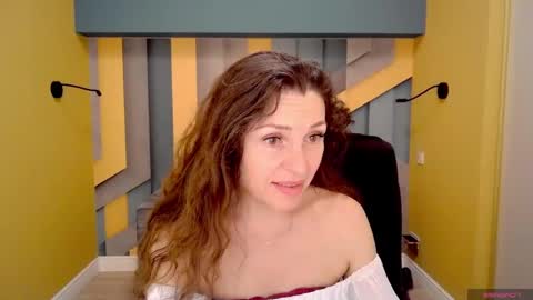 EllaLongs online show from 18, 2, 2025