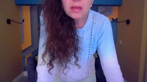 Snapshot of ellalongs chatting on 13, 5, 2026 EllaLongs online show from 13, 5, 2026