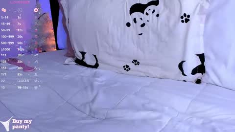 Snapshot of ellamilano chatting on 10, 2, 2025 Ella online show from 10, 2, 2025