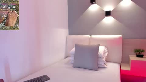 Ella online show from 28, 10, 2025