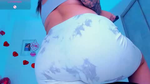 ellarosee_ online show from 18, 2, 2026